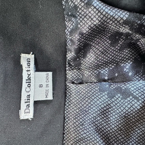 Dalia Collection Black Women's Ruched Sleeve Blazer - Picture 7 of 7